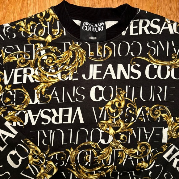 COPY - Versace Gold Hibiscus Logo Sweatshirt 🔥 - Picture 2 of 6